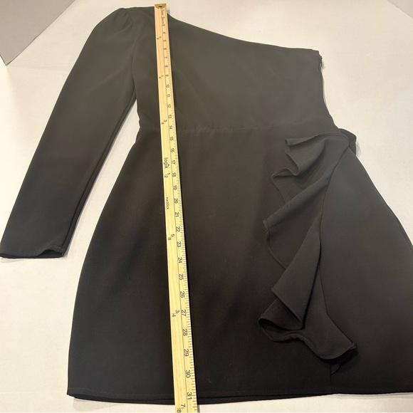 Lovers + Friends Jett Mini One-Shoulder Black‎ Dress Small - Picture 8 of 13